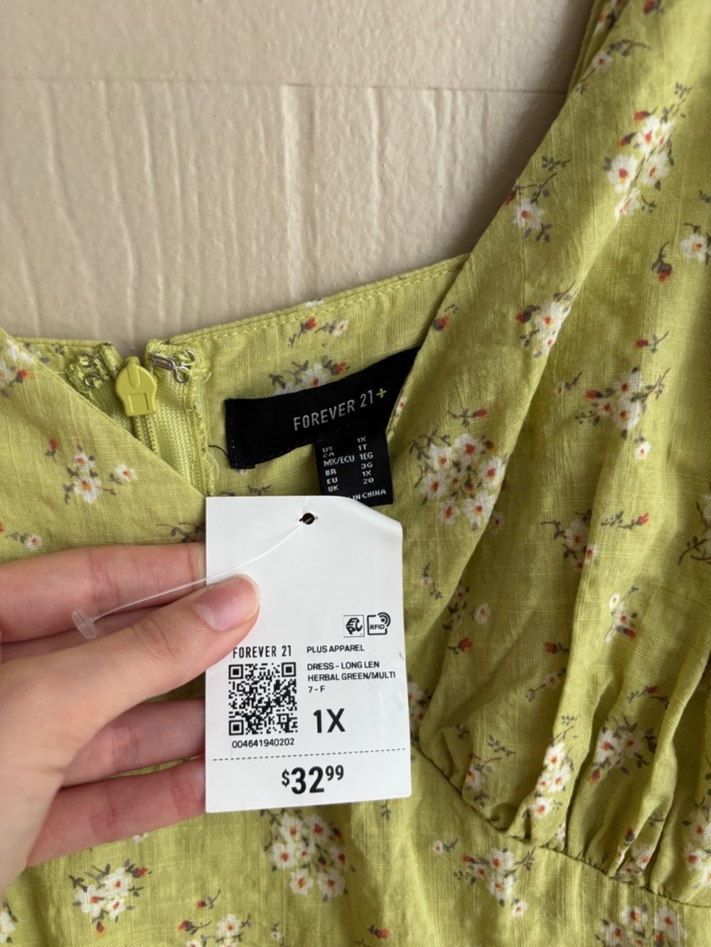 Forever 21 1X Boho Floral Print Lightweight Midi Dress NEW - Picture 3 of 9